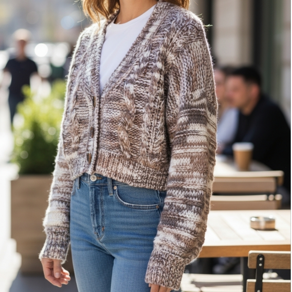 FORE Chunky Cropped Cardigan Size S NWOT'S